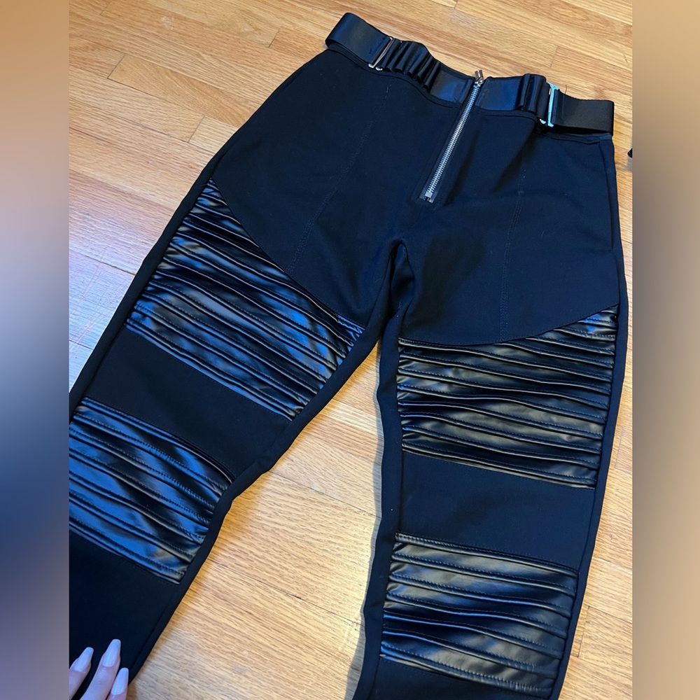 Maniere De Voir vegan leather ribbed leggings